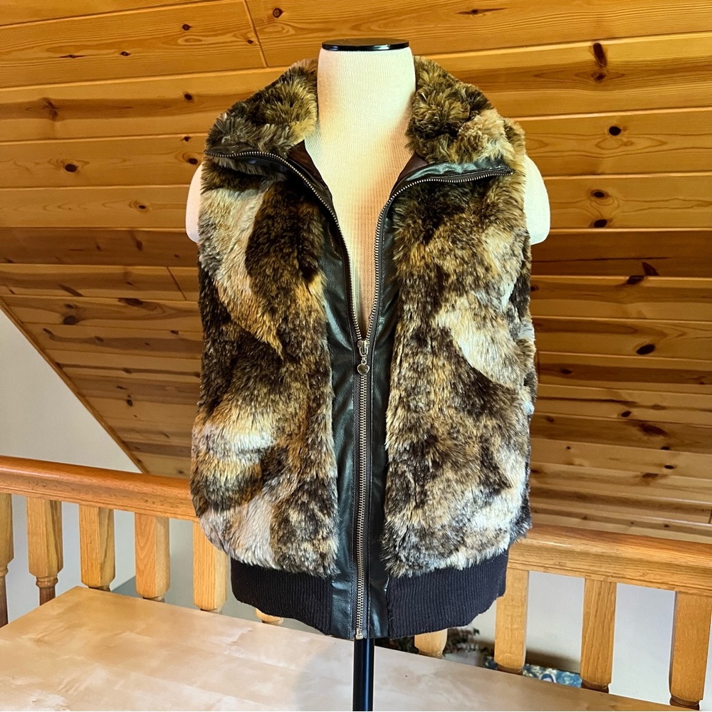 Dollhouse Vintage Y2K Faux Fur Brown Vest Size M